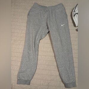 NIKE VINTAGE Club Fleece Jogger Grey Size Large